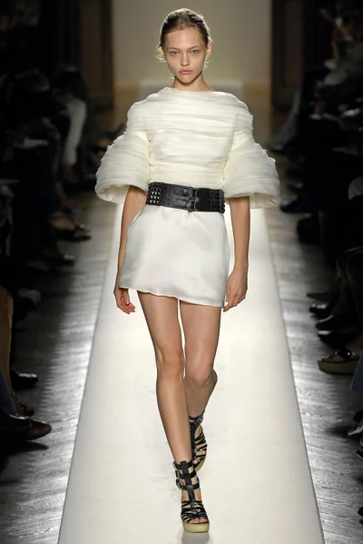 Look 19